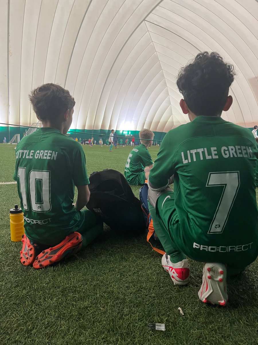A perfect start to the day as Little Green win their first 2 games of the <a href="/EFL/">EFL</a> <a href="/UtilitaFootball/">Utilita Football</a> Kids Cup! 2-0 in Game 1 thanks to goals from Rayzi and Larry before another for Rayzi in Game 2 to give us a 1-0 win ⚽️🟢