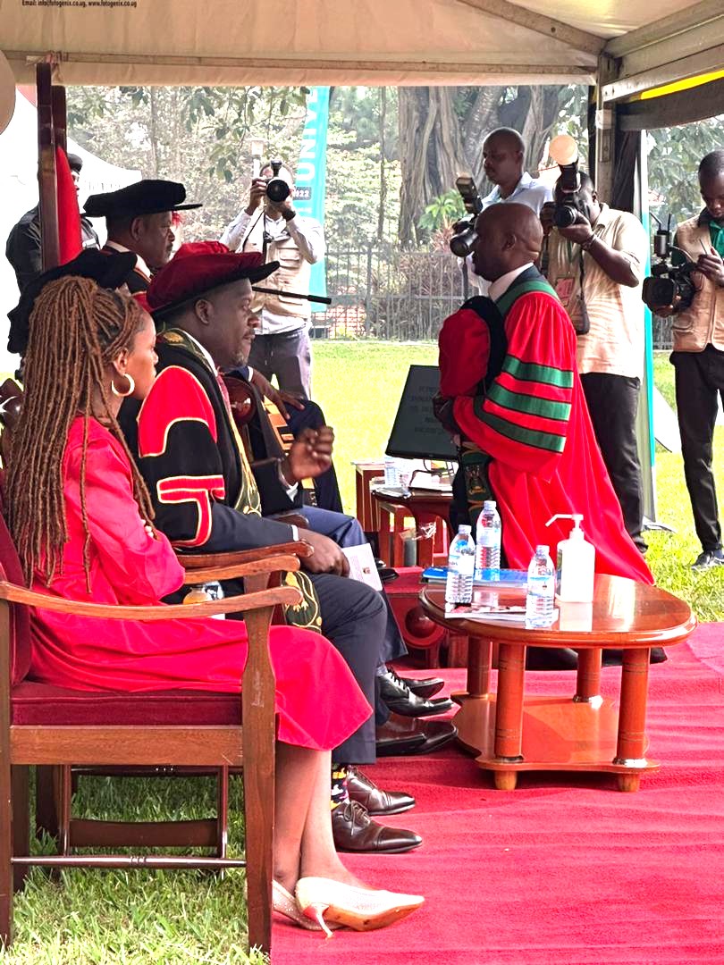 Congratulations to all @MakCAES graduates. Overall, the College has presented 638 students for the award of degrees & diplomas at the 74th graduation ceremony. Of these, 20 have graduated with PhDs, 104 with Masters, 3 with a Postgraduate diploma, & 511 with Bachelor’s degrees.