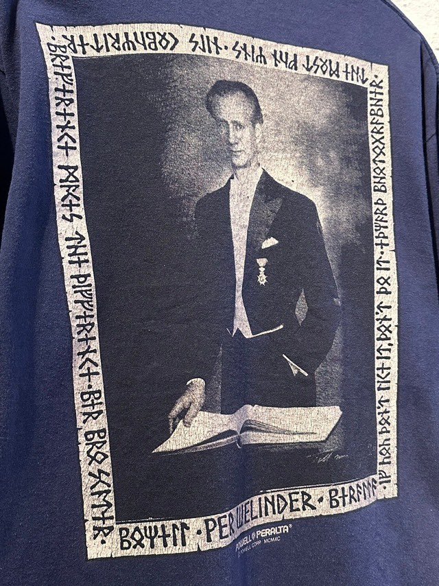 bud_vintage_'s tweet photo. 1990s Powell Peralta “Per Welinder” T-Shirt
Size L
パーウェリンダーってすごい名前だよね
Available at our website
We Ship worldwide
#budvintageclothing #Vintage #80s #90s #00s #y2k #古着 #ヴィンテージ #harajuku #outfit #used #原宿 #powellperalta #perwelinder #oldskate https://t.co/wqsTbigPVc