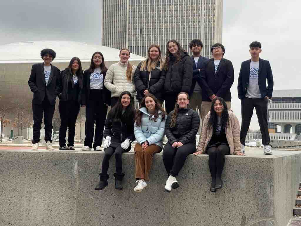 BGCNW's tweet photo. BGCNW teen leadership and staff lead by Director of Programing, Athenia Lee, storm NYS Capital advocating for crucial youth based programming for all children; mental wellness, nutrition, academic, social and leadership programing! #bgcnw #greatfutures #teenleadership #advocacy https://t.co/SQ3Mde7NGS