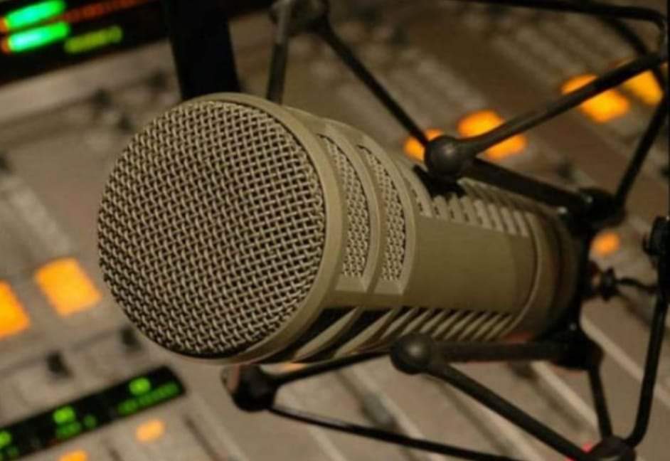#30deEnero 
Día del Radio Aficionado.

El 30 de enero de cada año se celebra el Día del Radio Aficionado en Venezuela. La radioafición es un servicio de la Unión Internacional de Telecomunicaciones que consiste en la auto-instrucción y las investigaciones técnicas efectuadas por