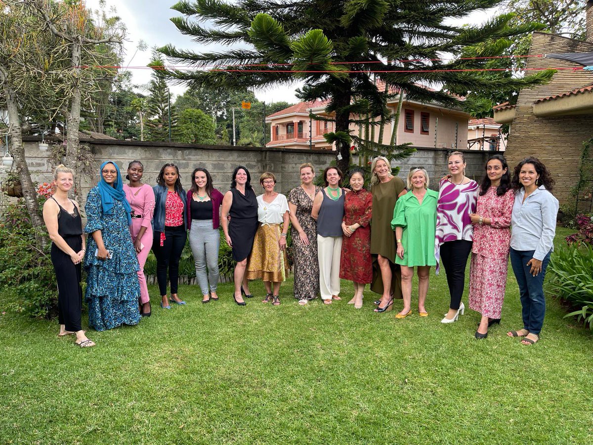daakenya's tweet photo. We welcomed New Year with BBQ hosted by our Dean Germany Defence Attaché Commander (N) Holger Grossmann and his family in their residence, Nairobi https://t.co/oh9O9TOQLp