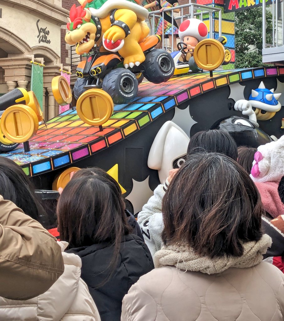 gingatruths's tweet photo. 友達とユニバーサルスタジオジャパンに行ってきた。久しぶりに行ってきた。マリオ、ミニオン、ハリーポッター、スパイダーマン、ジョーズなどいろいろあって楽しかったしミニオン、エルモ、マリオ、ピカチュウに会えたし良かった https://t.co/scAeOnIdgx