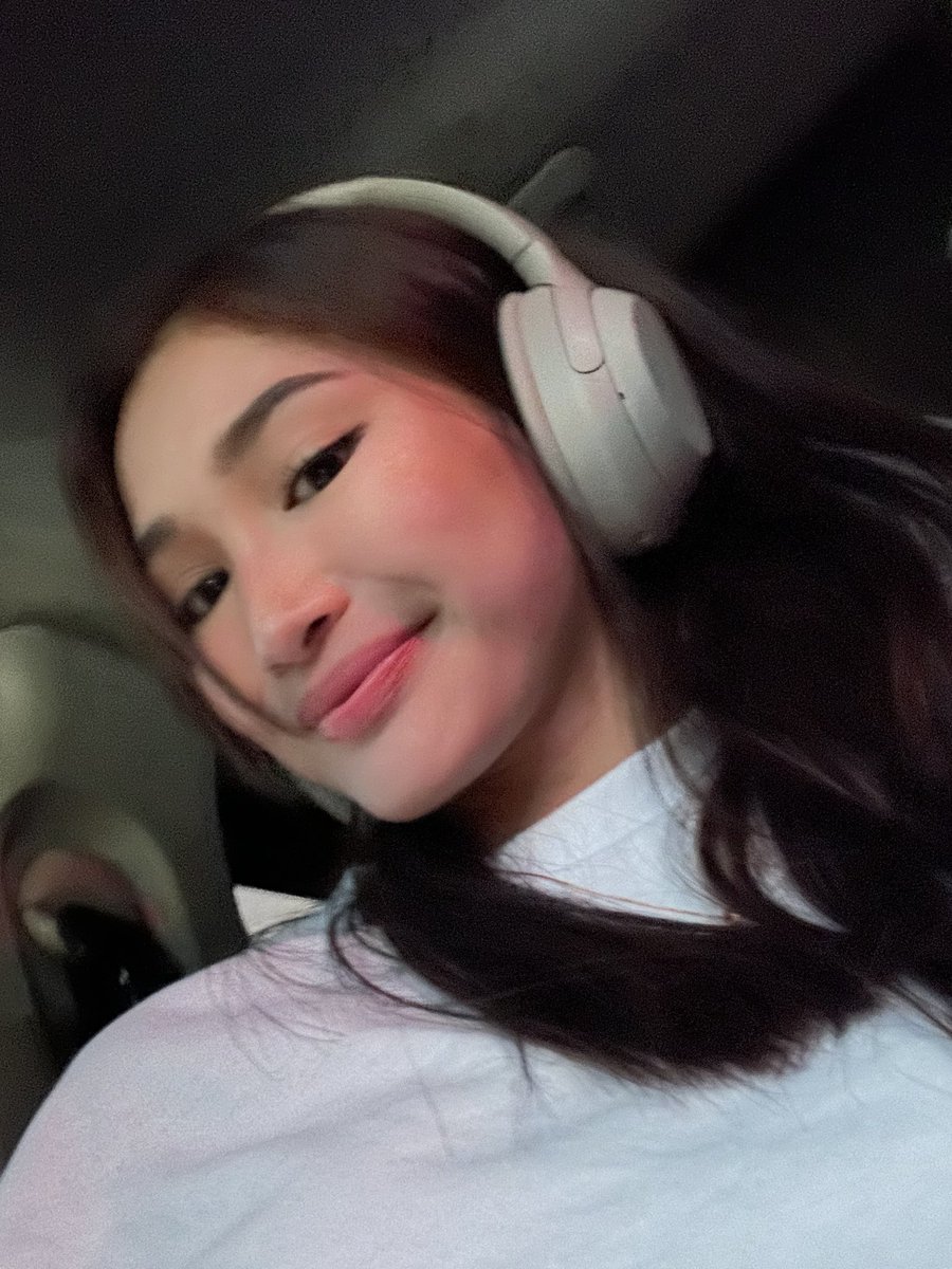 Jhoanna Robles 🦋 tweet media