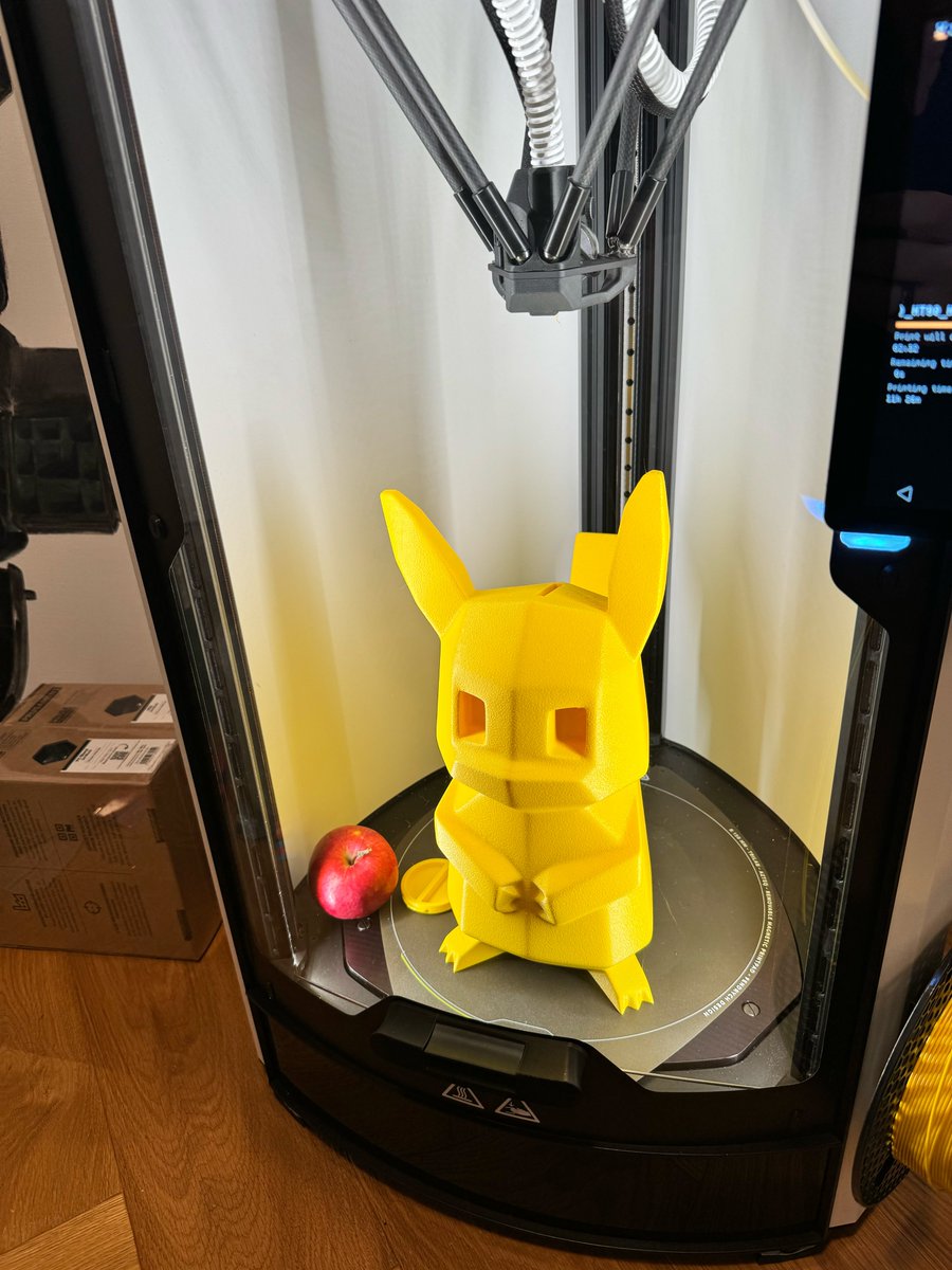 Is this the world's biggest <a href="/flowalistik/">Agustin Arroyo</a> Pikachu Piggy bank? Printed on <a href="/PrusaPro3D/">Prusa Pro</a> HT90 in PETG 370mm tall 🗼 I just cannot wait to see the neighbor's kid's eyes when he gets this surprise gift 🥰 You can download the model on <a href="/printablescom/">Printables.com</a> and make sure to join Agustin's Club