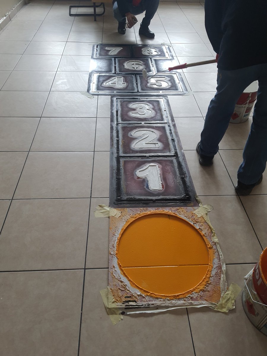 YASARDOGUI's tweet photo. Geleneksel Çocuk Oyunlarına hazırlık Yapıyoruz.Ogrencilerimize tatil dönüşü sürprizi olacak.Yasar Doğu ilkokuluna yardımlarından ötürü de Kagithane Belediyesine teşekkürlerimizi sunarız.@istanbulilmem @KagithaneBelTR @kagithane_mem @zekeriyaz https://t.co/ZBFaJ75qBU