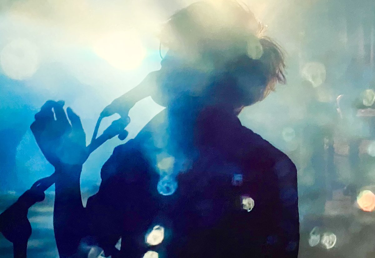 JIN_THANKYOU's tweet photo. 赤西仁さんアルバム『 YELLOW NOTE 』
初回限定盤 豪華すぎる特典の
ONLINE LIVE DVD 「 OUR HOUR 』🏝️
初見する🎵✨
大好きな『 Back To Me 』💋
思いっきり見られるのね🥹💗
#赤西仁 #YELLOWNOTE #OURHOUR
JIN AKANISHI「YELLOW NOTE」
初回限定盤 Trailer
➡️ https://t.co/R5vrH5j726 @YouTube https://t.co/Metknuo2TK