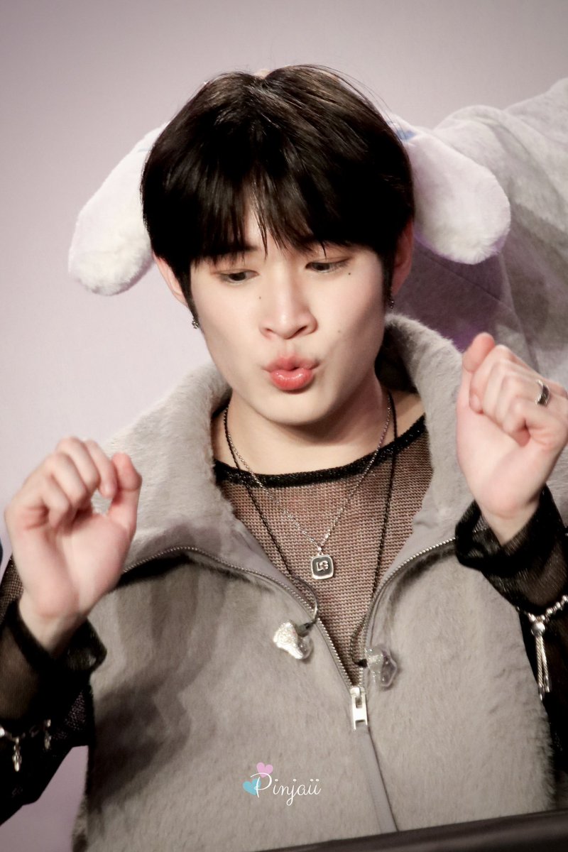 _pinjaii's tweet image. ใครจะน่ารักเท่าน้องณฐเนี่ยยยย 😘😘
@natasittttt #natasitt
#ขวดนมของเบบี้ณฐ #ฮาร์ทดิสของแม้กณฐ #MaxNat2024FanEventinSeoul