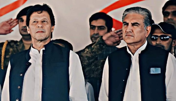 Khan sahab and #ShahMehmoodQureshi proud of nation. Stay strong we are with you 
#BehindYouSkipper  #ImranKhanPTI #CipherCase  #عمران_خان_پر_ظلم_نامنظور
 #صرف_10_سال