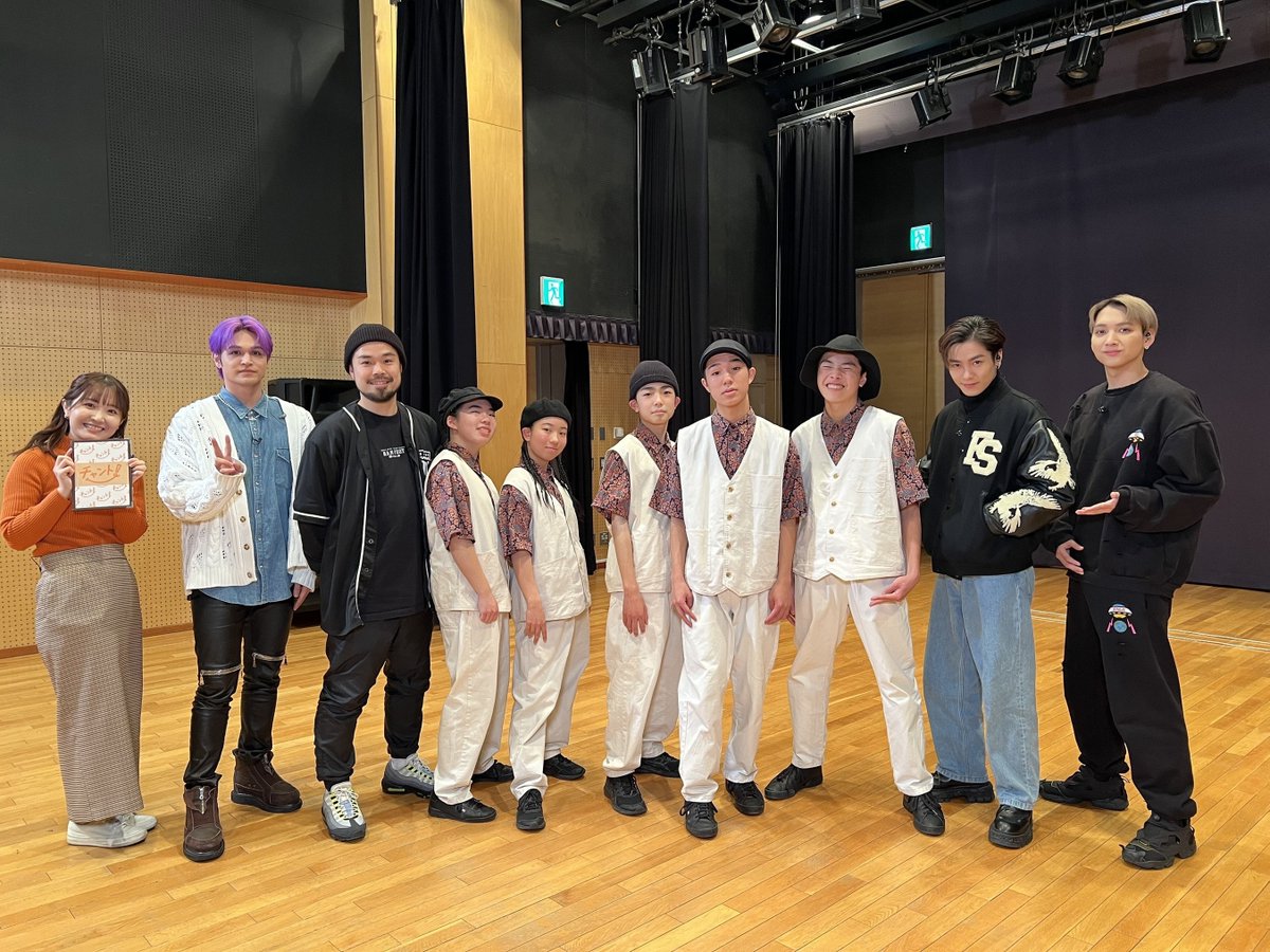 cbc_chant's tweet photo. きょうの #チャント!中継は
#THERAMPAGE から、#川村壱馬 さん、#与那嶺瑠唯 さん、#鈴木昂秀 さん生出演✨

スゴ技ダブルダッチに
鈴木昴秀さんが挑戦!
その運動神経に感動🥹

さらに、
鯱乃家の濃厚カレーうどんに
大樹の贅沢かつ丼と
絶品名古屋メシも堪能いただきました🍚💕 https://t.co/uu6txmM4Xf