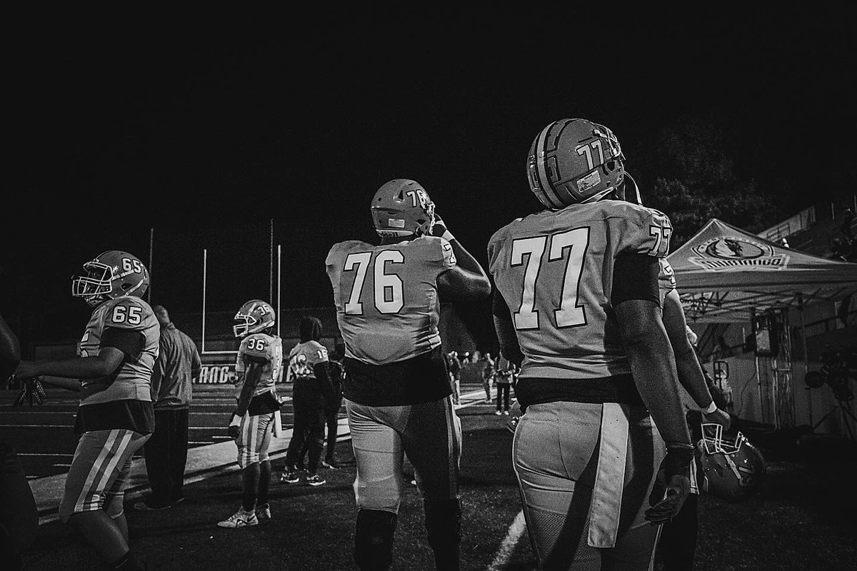 I will be announcing my commitment this Friday February 2nd!!! <a href="/coachTWoff/">Todd Wofford</a> <a href="/BURDEZZZZZYYYYY/">Coach Burdette</a> <a href="/_STUDUNIVERSITY/">MICHAEL THOMPSON</a> <a href="/MustangsFB_N2B/">Meadowcreek Football</a>