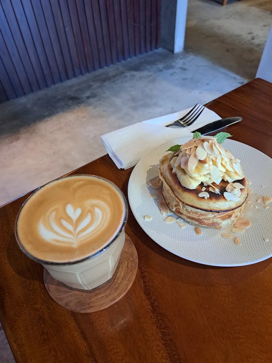 Life is short. Eat pancakes and drink lots of coffee☕️☕️🥞🥞