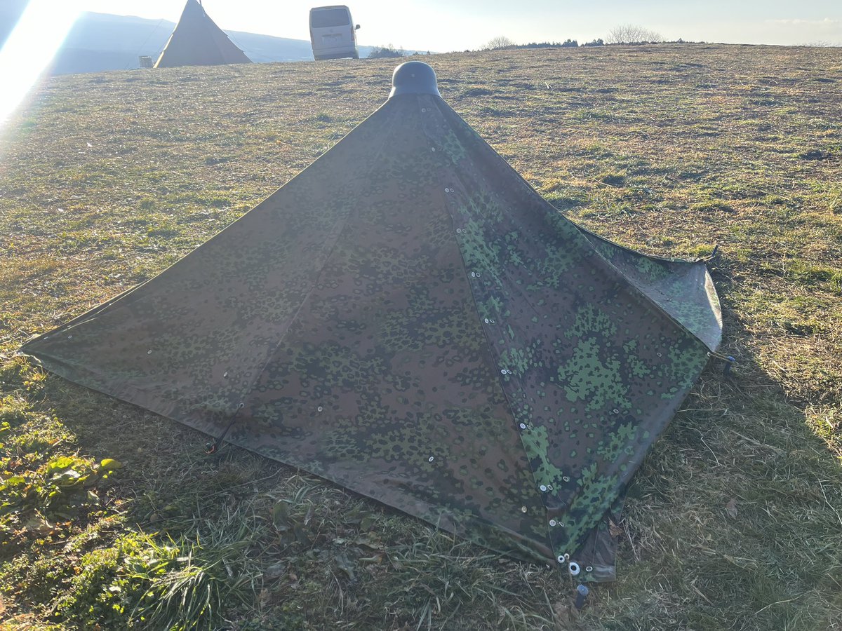 今回は、ナム戦で有名な「湯田亭」さんと一緒にゆるいミリキャンにヘビーな物量で参加w
近々にまた、湯田亭さんとなるべくきっちりしたナチ&amp;ナム合同キャンプを企画中。　春先かな👍