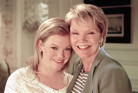 Rest in peace Amanda Davies (1981-2023). Sending so much love to Erika Slezak and her family. 
#OLTL
#OneLifeToLive 
💔💔💔