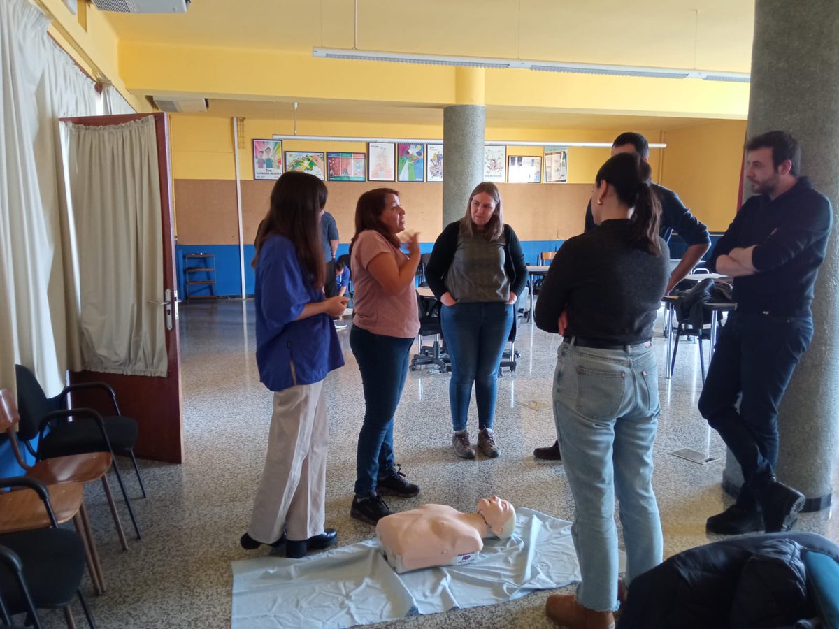 PediatriaPirineus tweet media