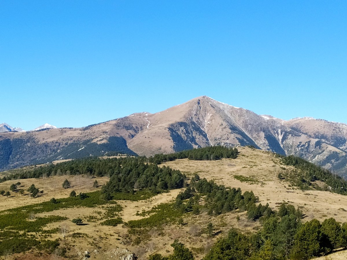 8 dies sense baixar dels 0 ºC a alta muntanya, a cota 2.500 metres, en el mes més fred de l'any
ccma.cat/el-temps/8-die… #ElTemps3Cat