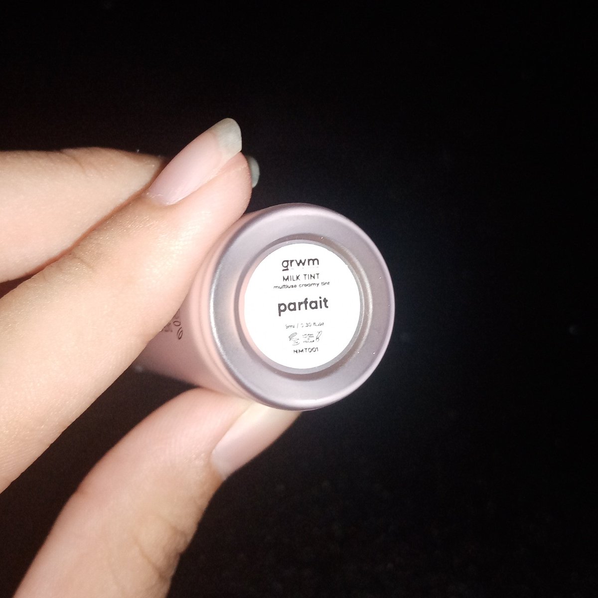 04FINDS's tweet photo. wts lfb grwm milk tint parfait

₱200 (from ₱379) can lower if payo!

— just used once (for swatch only)
— still with box

try lang baka may naghahanap >< https://t.co/BNd4o4qMUf