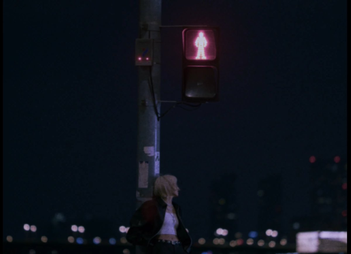 ezkzenin's tweet photo. can we talk about the aesthetic of hikaru's kill bill mv cover? she said she produced everything too, our hardworking talented karu 🥹🩶 https://t.co/e4SHWyD54F