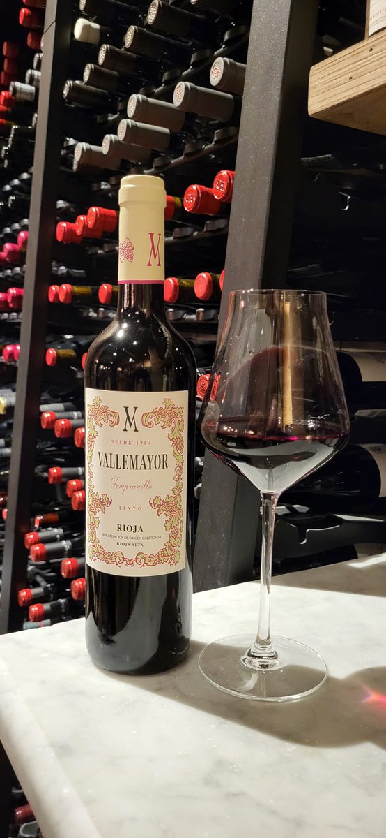 Two more days left to claim your FREE rioja - offer ends 31.1.24, 11pm Enjoy a glass of Vallemayor rioja free of charge with your meal Quote the code ASADORRIOJA in booking notes or when you arrive to claim your free glass! grupo44.co.uk/asador/ (Glass = 125ml) Morgenrot