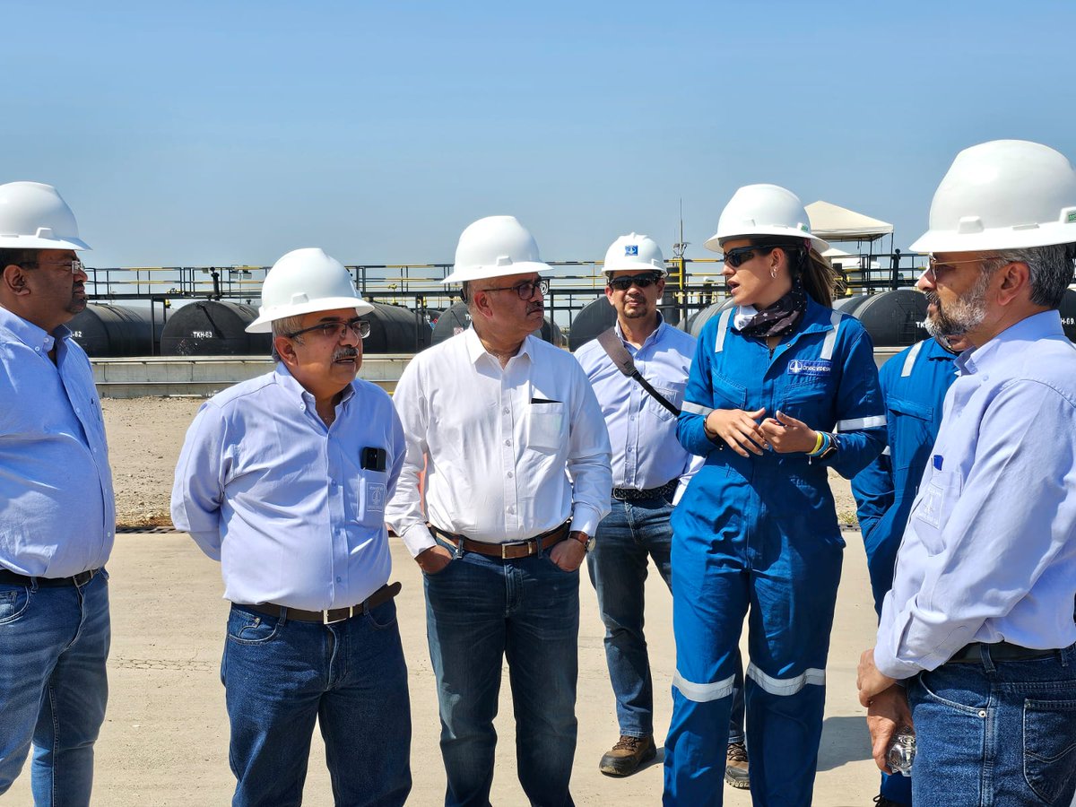 Director (Exploration), @ongcvideshltd Mr. Sanjeev Tokhi recently visited Indico Pad and CPH locations in CPO-5 block, Colombia. He reviewed all ongoing operations and appreciated the team for upholding the highest standards of performance and safety in the field.Commendations…