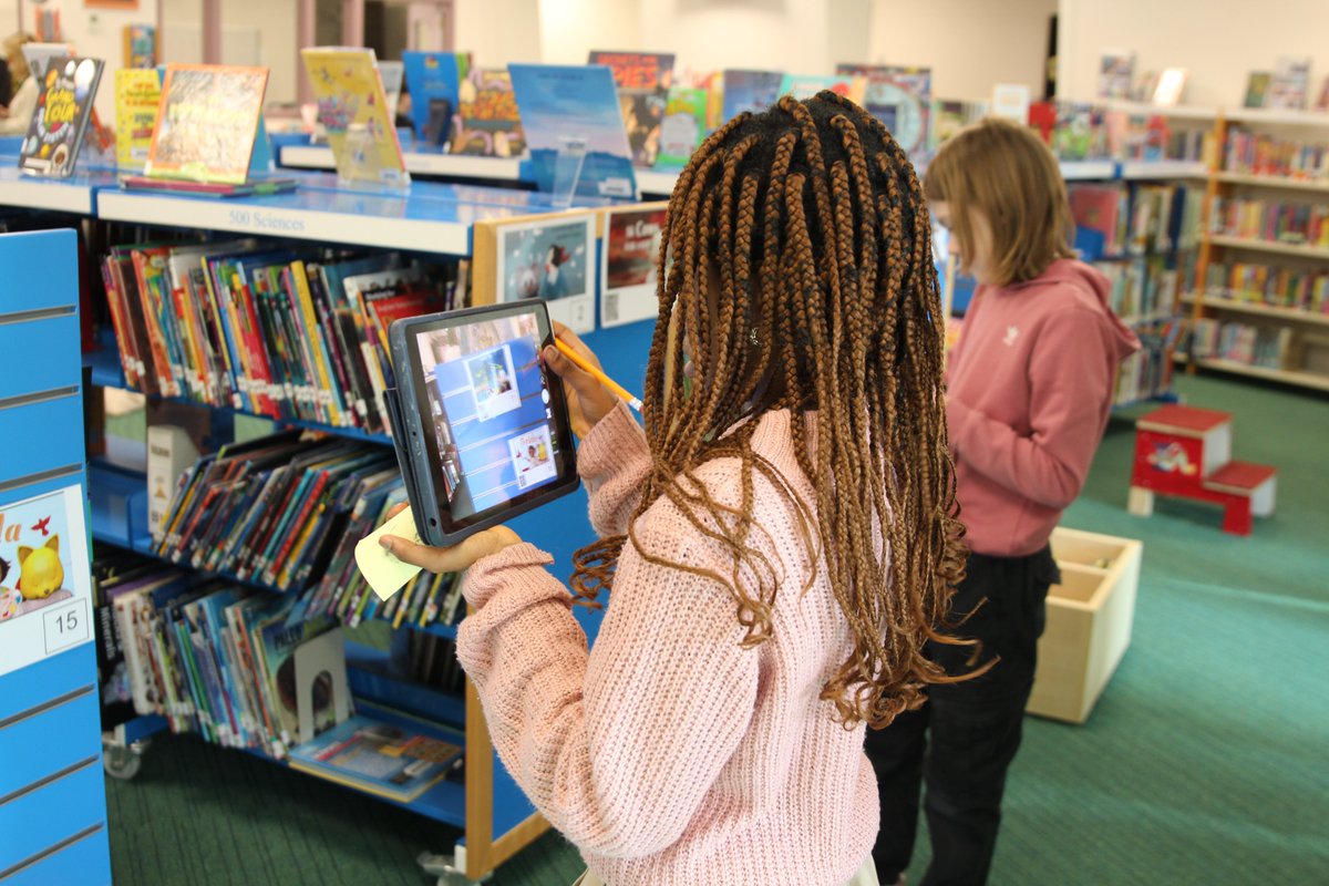 IntlSchAmst's tweet image. We kicked off Book Week at ISA yesterday with a treasure hunt in our libraries and DEAR (Drop Everything and Read)! There are many other activities and celebrations to celebrate literature this week, so stay tuned!

#CommunityAtTheHeart #ISAstories #DevelopingCommunities