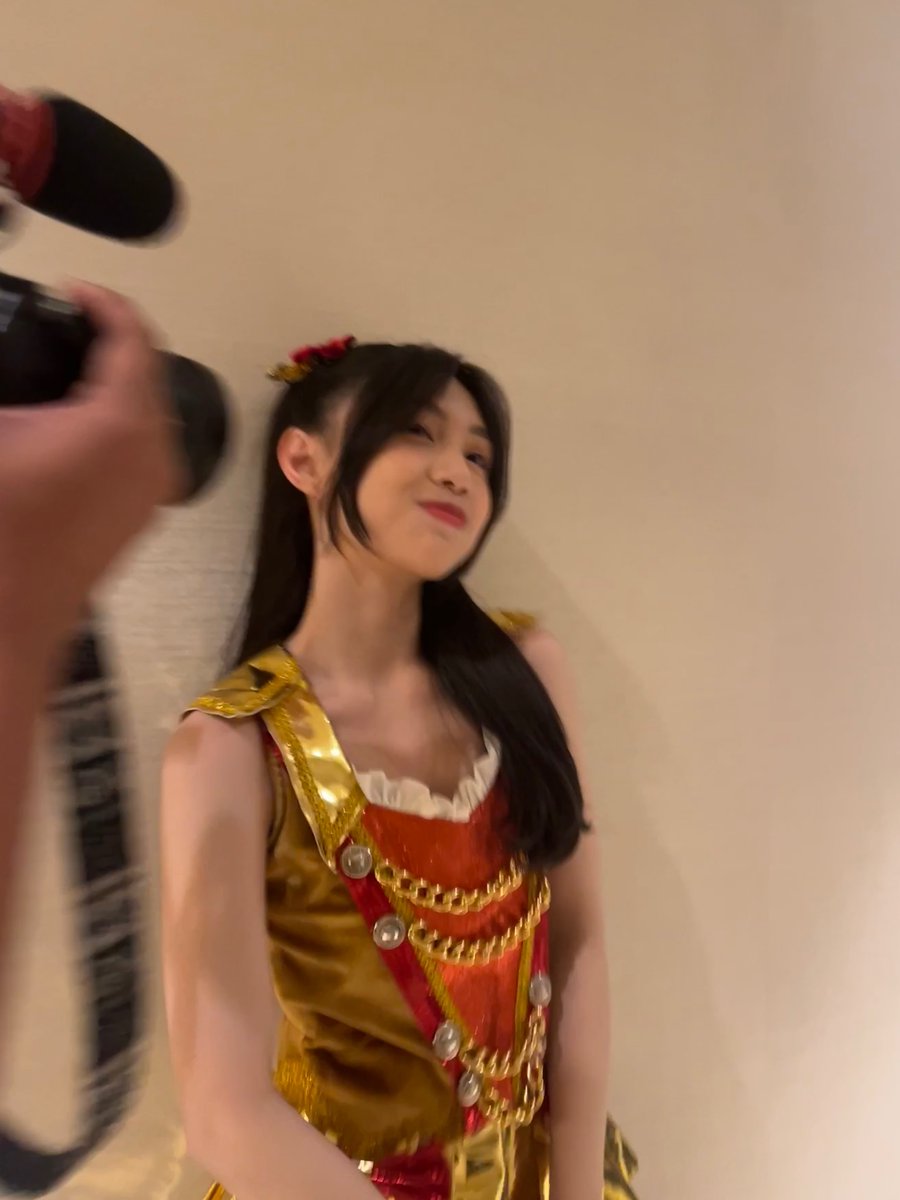 Michie_JKT48's tweet photo. thank you shopee super awards!! https://t.co/u1Y3Kwkd0j