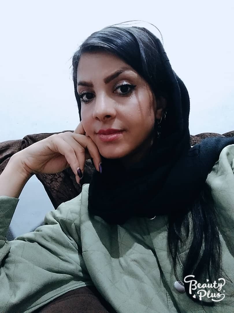 mehdisasver's tweet photo. ☡خواهشمندم ریتوئیت کنید دست خیرین برسه☡
مادری به نام مینا احمدی توسط پسری ۱۵ساله دچار سوختگی شدید با اسید شده و به احتمال زیاد نابینا شدن!
الان بیشتر از ۴۰ روزه که بستری هستند و هزینه های عملشون سرسام آور, امروز از بیمارستان مطهری با بنده تماس گرفتند مبنی براینکه:
#رشتو👇 https://t.co/fkkGv3Ours