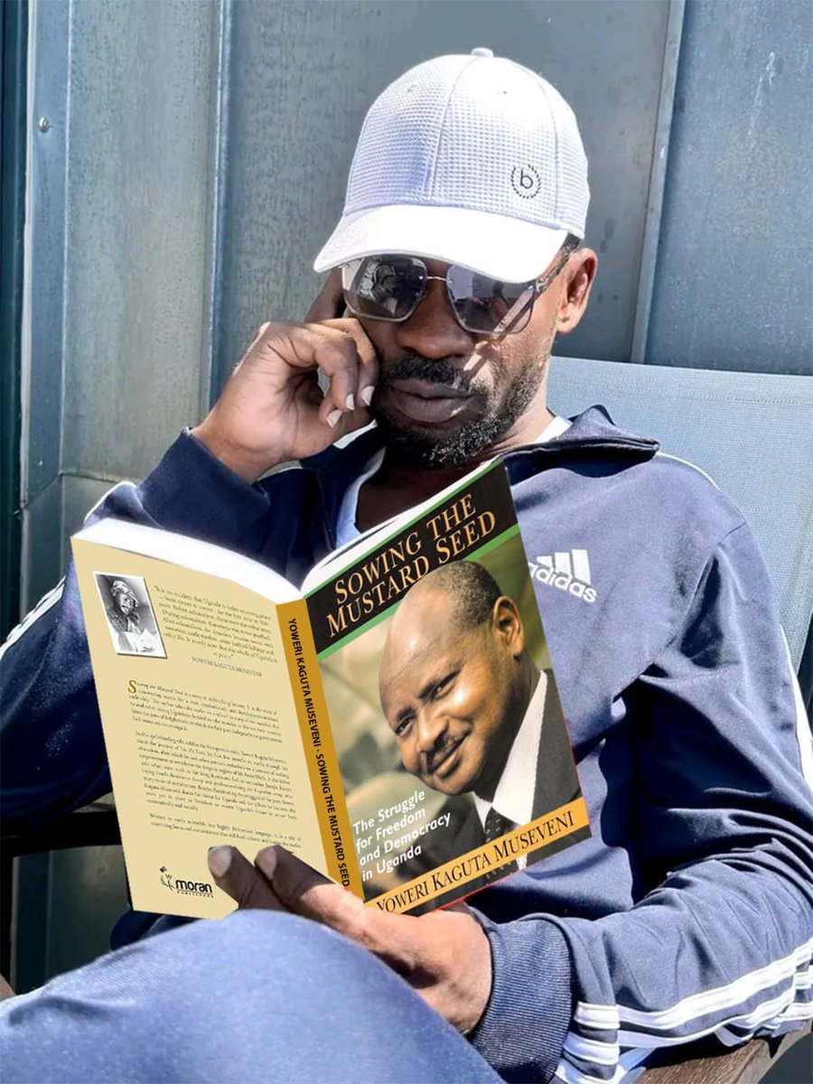 ashakals1's tweet photo. "Kyagulanyi believes in the power of knowledge to transform lives. He is reading the book "Mastered Seed" to gain insights on how to create a better future for Uganda. #Kyagulanyi #NUP #Ugan https://t.co/KrqnCUJvAT