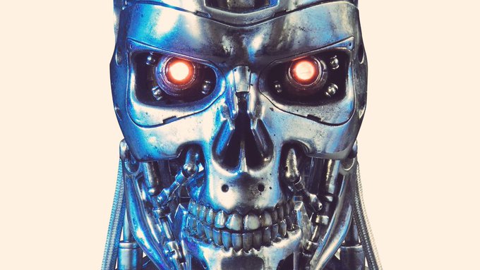 スマホの音声ナビに「電卓」と言うと毎回
「カリキュレーターを開きます」
と言い直されるので今日は「カリキュレーター!」
と言ってみたら
「カリキュレーターとは…」と電卓の説明を始めた。
舐められている。
舐められているぞ人類。

スカイネットの萌芽を感じなくもないな。
#デデンデンデデン 