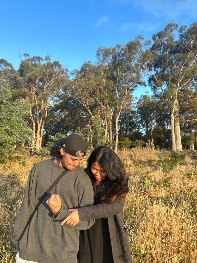 Ayuabece's tweet photo. From = it is alright, mate!
To = it is okay, baby🤸‍♂️❤️

I still can't expect anything from anyone... but thank you so much for keep sitting beside me in this hard time and helping me relieve my anxiety. Tasmania got so much beautiful because of you!!🥺🥺 https://t.co/93IciB7kcL