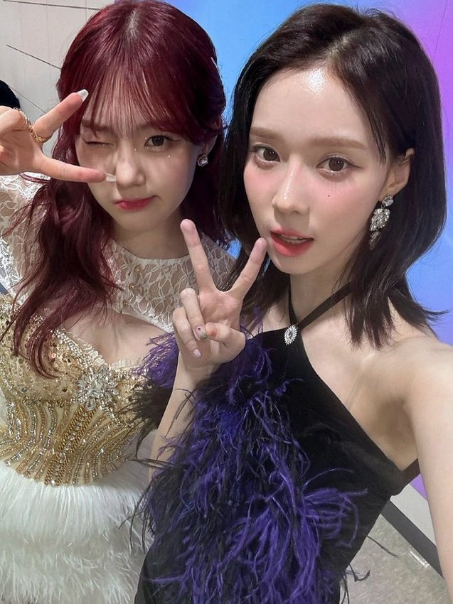 WINTER_THAILAND's tweet image. [PHOTO📸] 240130 แชฮยอน Kep1er ได้ลงรูปคู่น้องหนาวในบับเบิ้ลด้วยค่ะ 🐯🐶

#WINTER #윈터 #น้องหนาว
#aespa @aespa_official