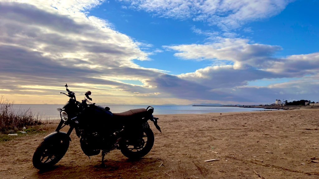 worldhappy's tweet photo. 自己紹介2024🏍
名前:トーマス
性別:男
年齢:47
住み:モータースポーツの聖地
バイク: #YAMAHA #XSR155
好き:ツーリング、音楽活動、写真撮影など。
一言:灯台とバイクと音楽と写真
#バイク乗りとして軽く自己紹介
#バイク乗りと繋がりたい
#バイク好きと繋がりたい
#lighthousetourer
#camerider https://t.co/GIsKncjaTj