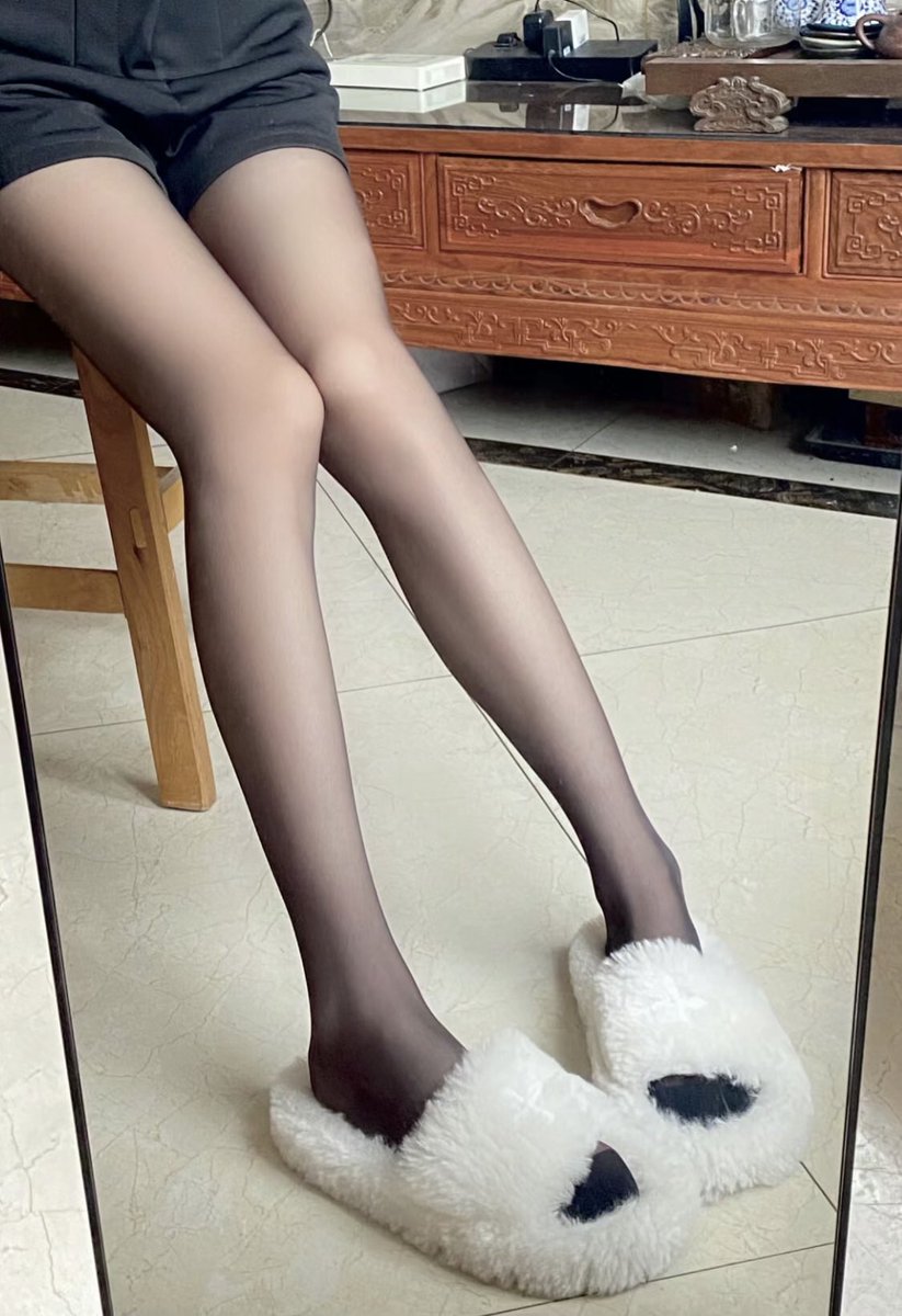 titegarse112488's tweet photo. #人妻 #黑丝 #美腿 #足交 用我最擅长的地方来功击你最薄弱的地方 https://t.co/Q68gSAx1Cn