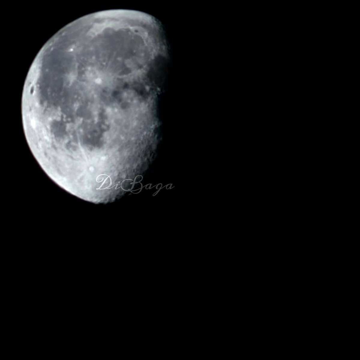 DiBaga_'s tweet photo. Hay que aprovechar cada minuto,  el tiempo es un recurso no renovable.

#DiBaga #recolectoraderecuerdos #Fotografía #moon #luna #estadodemexico https://t.co/Z13RuiIm41