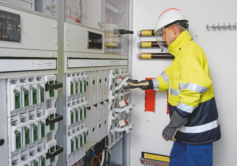 Рекомендации по применению некоторых требований и методов испытаний, приведённых в ТКП 290-2023 "Средства защиты, используемые в электроустановках. Правила применения и испытания", для органов по оценке соответствия.
Подробнее is.gd/UhHeob