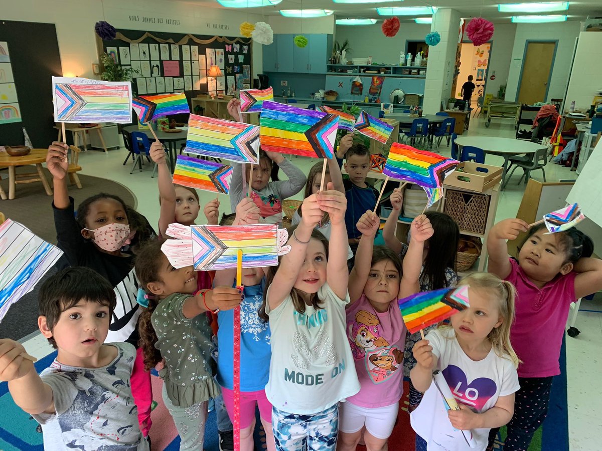 Sondeo Tuitero 

Está de acuerdo que los LGBTI adoctrinen a los niños en los colegios?

NO: 🔄
SÍ: ♥️