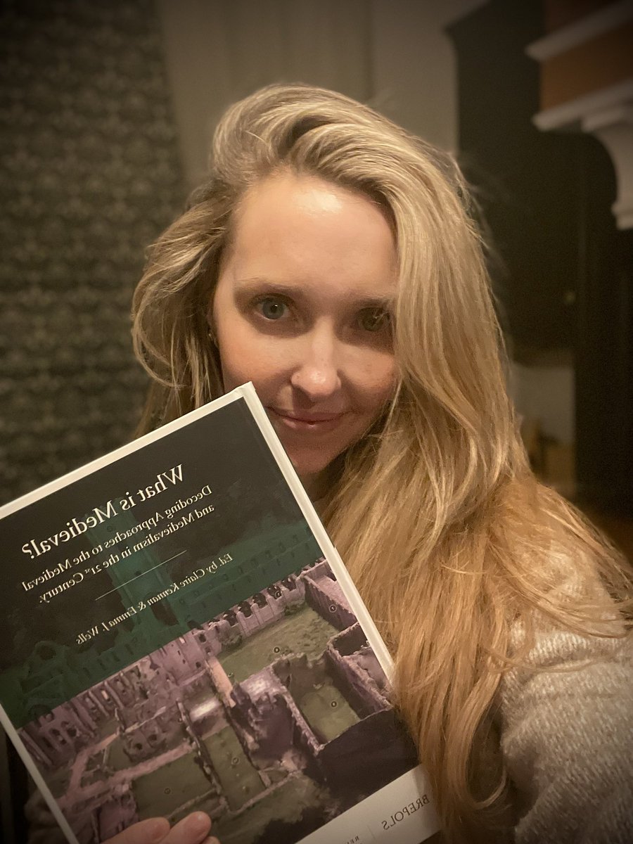 Second book published in a week! Here’s my edited collection w/ @ClaireKennan + published by @Brepols in the flesh! A huge thanks to all of our talented contributors—this is for you! And, yes, that’s a model of @fountainsabbey on the cover. If you’re into medievalism, grab it now