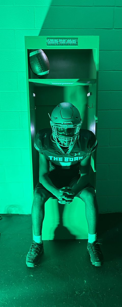 Thankful to receive an official offer to play football and continue my education at Greensboro College. @GC_Pride_Fball @CoachTorain_16 @coach_card @704ragingbull @HRHSrecruits @CoachSki704 @TheCoachWharton @thecoresports