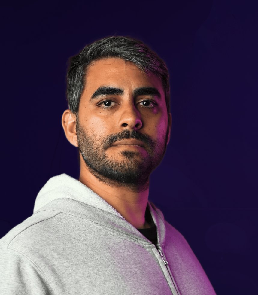 MissiSmart1's tweet photo. I am thrilled to have had the opportunity to interview @Zeneca, key figure in the Web3 and NFT world. We delve into Zeneca's transformative journey from professional poker to leading @ZenAcademy.
#Web3 #NFTs #Zeneca #ZenAcademy #Entrepreneurship #Innovation #Blockchain
https://t.co/KoGIs6UcVd