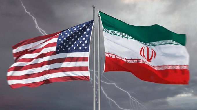 THEXTRENDZ's tweet photo. Political pressure for Biden to strike Iran increases!
Biden is anticipated to approve US military action in the Middle East.
Biden's potential responses vary, from possibly targeting Iranian forces both outside and inside Iran to a more careful approach, focusing on retaliatory actions specifically against the Iran-backed militants responsible.

#IranAttack #BidenBorderInvasion #WWIII