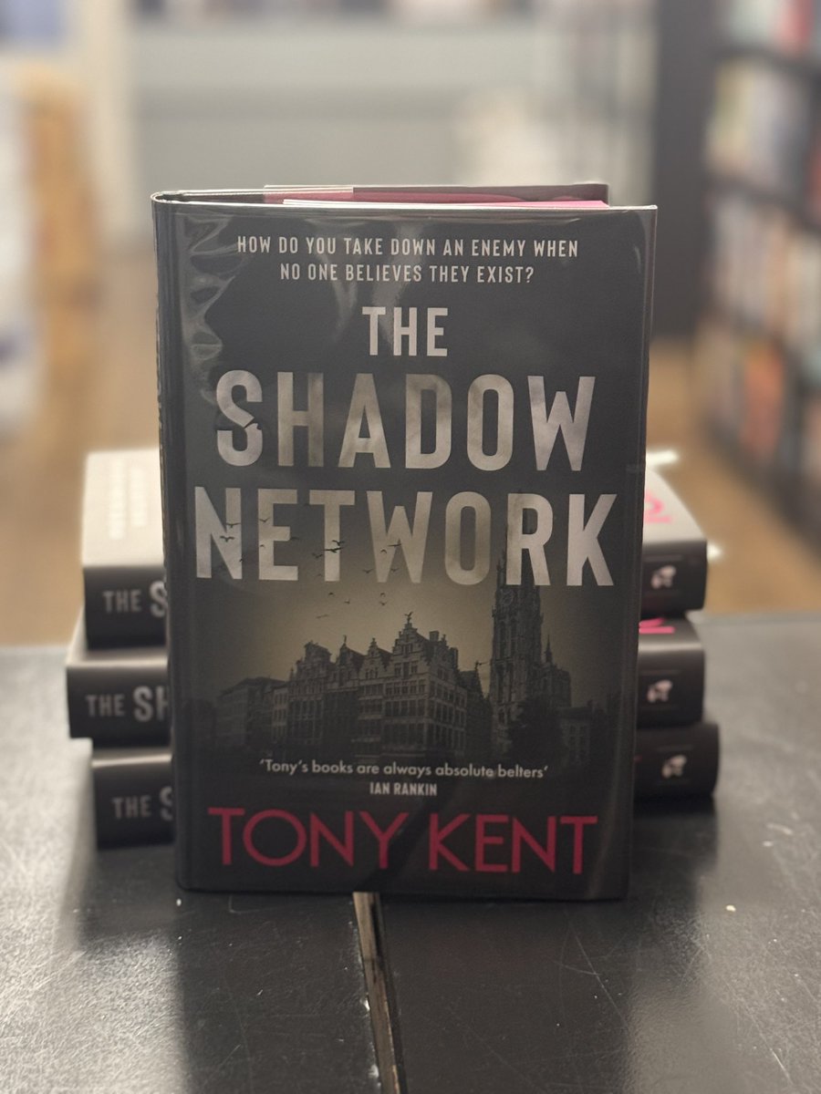 TonyKent_Writes's tweet image. My favourite afternoon of the year so far, signing 150 special edition copies of my new #JoeDempsey / #MichaelDevlin thriller - #TheShadowNetwork - for the peerless @GoldsboroBooks

Officially released on Feb 15th, you can order yours on the link below:

goldsborobooks.com/products/the-s…