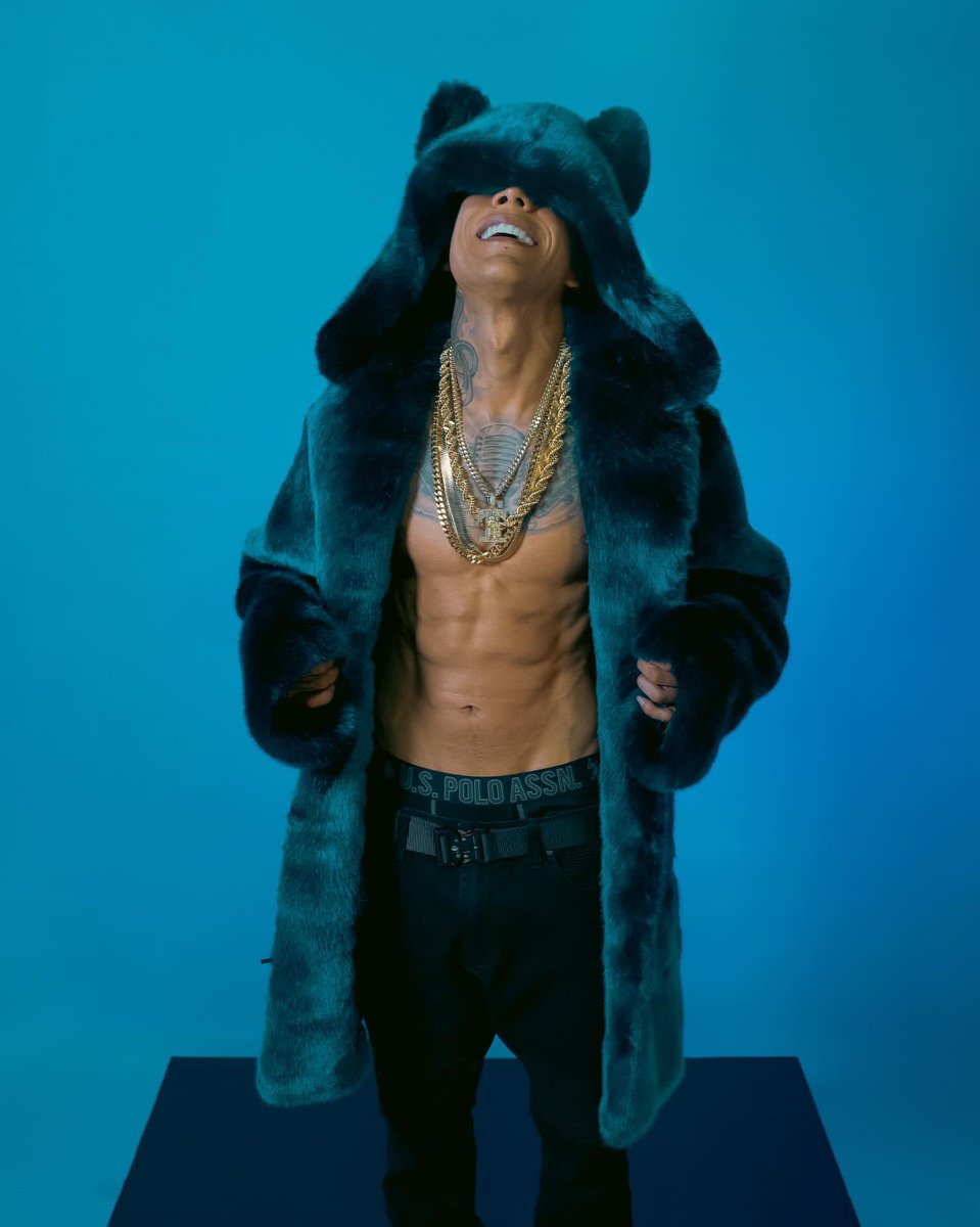 spirithoods's tweet photo. Prowlin into Mars Day like a true alpha
📸 By @eduardoflores66
🐺 @ckan98
😻 in the #Royal #Wolf #Classic #Luxe #FauxFur #SpiritHood #Coat
🐾 #SpiritHoods To Be Featured https://t.co/dxRWPIegcS