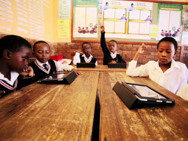 ShanithaJu48824's tweet photo. Bridging the digital divide! Rural schools deserve a seat at the #SDG4 table. Equitable access to tech is key for all students to thrive. Let's invest in closing the gap!#FutureTrends 
 [UN Report: https://t.co/LpaDY5JcZg] https://t.co/3hpildfJks