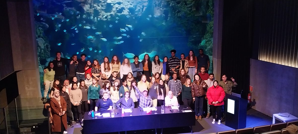 Round table finished at <a href="/aquariumss/">Aquarium Donostia-SS</a>!!!! RiMER course will continue tomorrow with more lectures and discussions. Thank to all participants <a href="/pie_upvehu/">PiE-UPV/EHU</a>, <a href="/azti_brta_eus/">AZTI_eus</a>, <a href="/UniversiteLiege/">Université de Liège</a> and #MER students. <a href="/upvehu/">UPV/EHU</a>