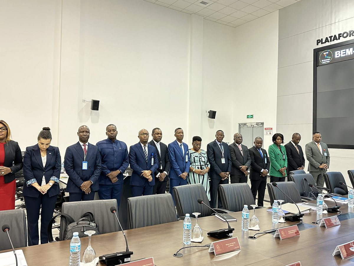 MINJUSDH1's tweet photo. O Ministro da Justiça e dos Direitos Humanos, Marcy Lopes, conferiu posse na manhã desta terça-feira, 30 de Janeiro de 2024, ao novo Delegado Provincial da Justiça e dos Direitos Humanos de Malanje, Dr. João de Assunção Fernandes Agostinho. https://t.co/g6qXZO75GP