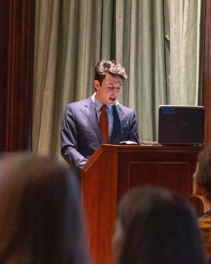MasterDrawingNY's tweet photo. MDNY 2024 began with our first ever Inaugural Lecture, "Botticelli Drawings", by Furio Rinaldi, Ph.D., Curator of Drawings and Prints at the Fine Arts Museums of San Francisco.

This event was organized by The Drawing Foundation in association with #MDNY2024. https://t.co/53NFqUQtSm