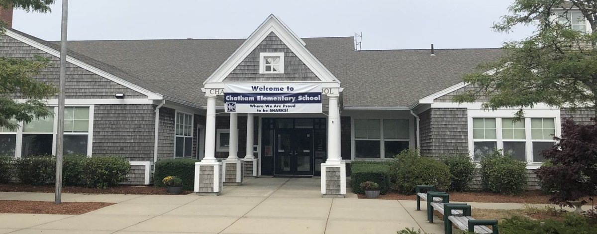 CapeCodcom's tweet image. The #Monomoy Regional School District is announcing it will begin offering early childhood education at Chatham Elementary #School 
capecod.com/newscenter/cap…