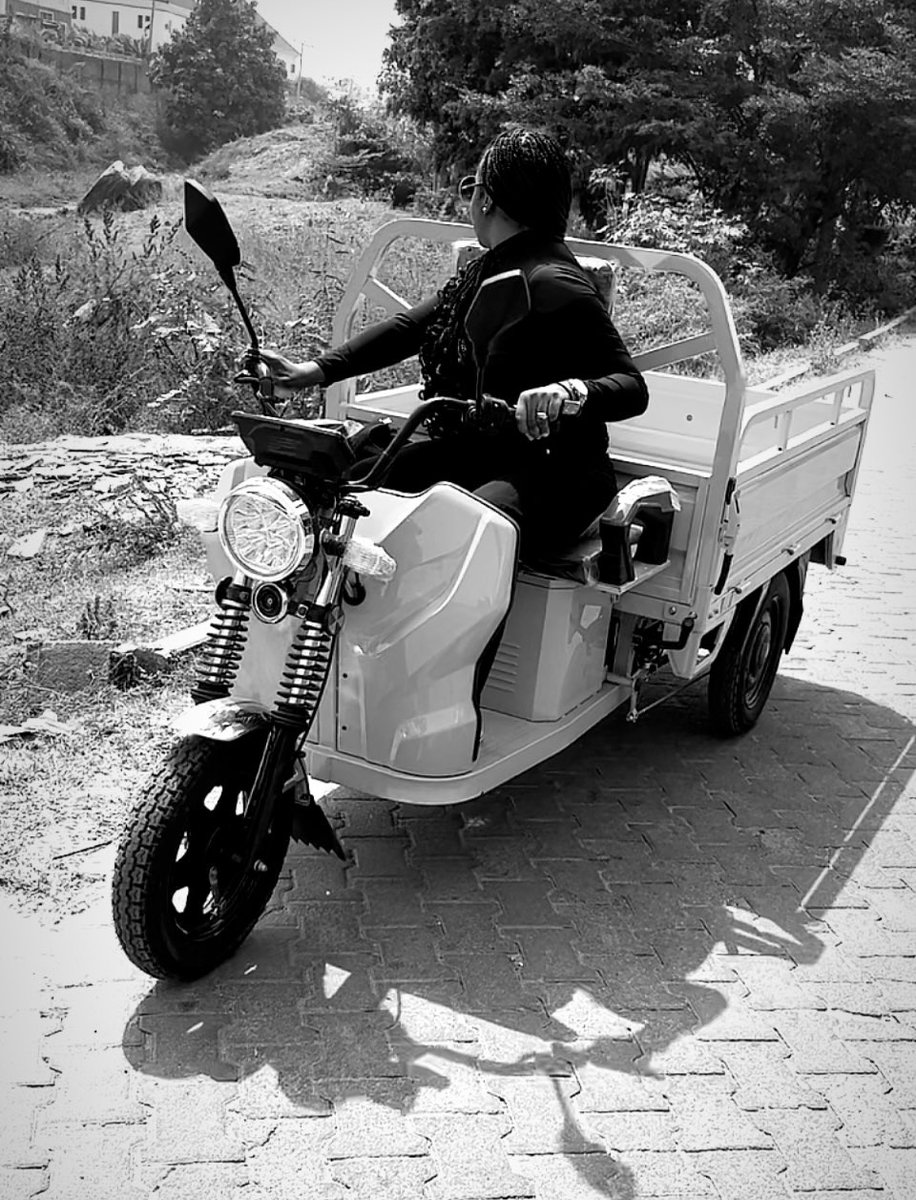 ChisomIh's tweet photo. On today's episode of building one of  Nigeria's pioneer female led 3 wheeler electric mobility companies @thetswinicompany👩‍🔧. We are prioritizing #TVET for 3 electric wheeler design, assembling, and repairs, while also ensuring that Nigerians can get easy home charging options. https://t.co/eYJ5JovbVh