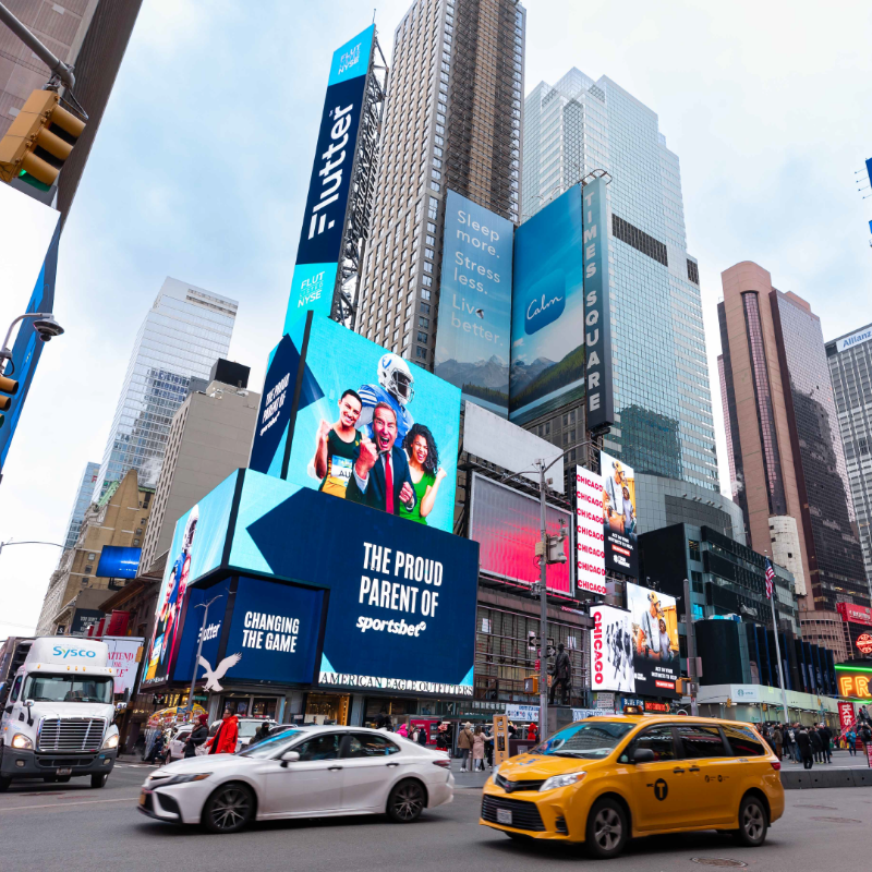 EdmondsElder's tweet photo. It's official - Flutter has landed in Times Square!🎉

To announce @FlutterPLC's NYSE listing, we helped them make a real splash with a range of exciting creatives, from a huge Stock Exchange façade banner to a pacy, energetic hype film.

A huge moment for our team and client! 👏