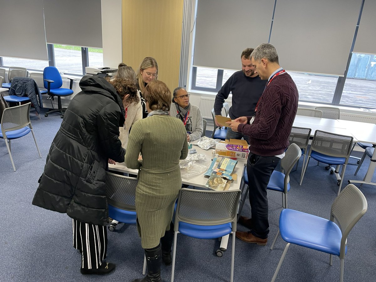 Thank you so much to the Cheltenham <a href="/ogdentrust/">Ogden Trust</a> partnership for such a wonderful day of #PhizziElectricity. A fantastic group of Primary Science Leads and KS2 teachers talking all things electricity! Thank you MS at Cleeve School for hosting.